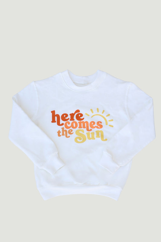 Here Comes The Sun Premium Graphic Sweatshirt - Blossom & Lily